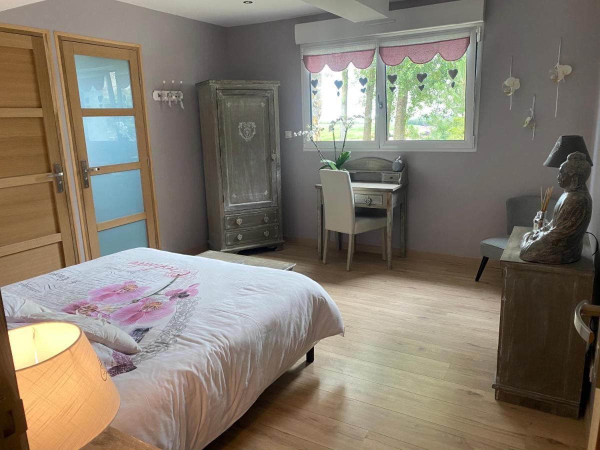 Bed and Breakfast Ferme "Les Flaquettes" Guines Екстер'єр фото