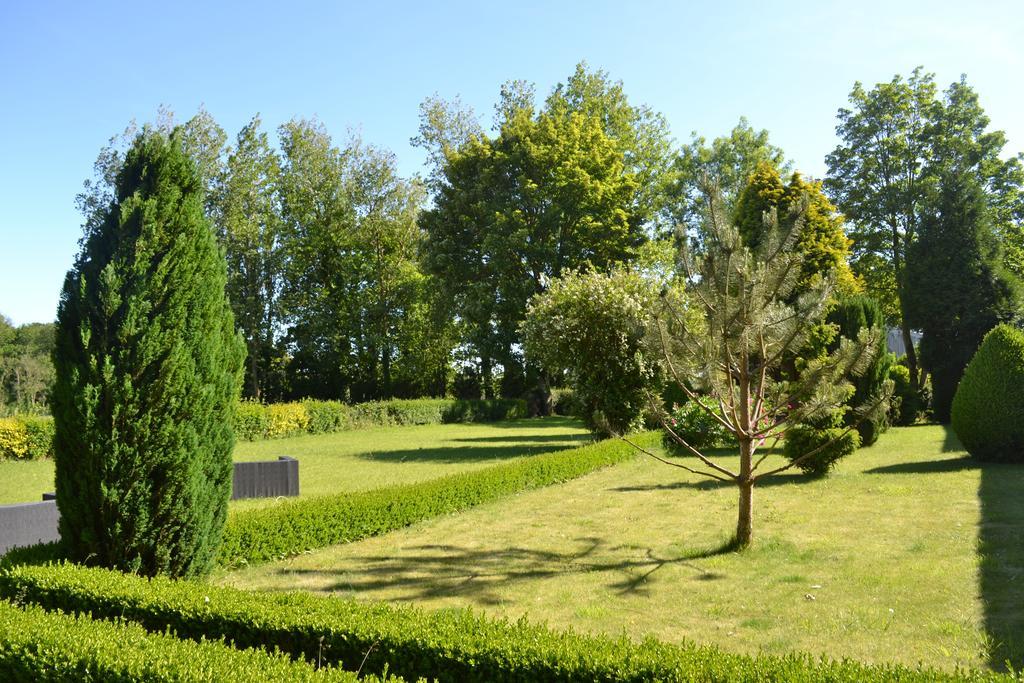 Bed and Breakfast Ferme "Les Flaquettes" Guines Екстер'єр фото