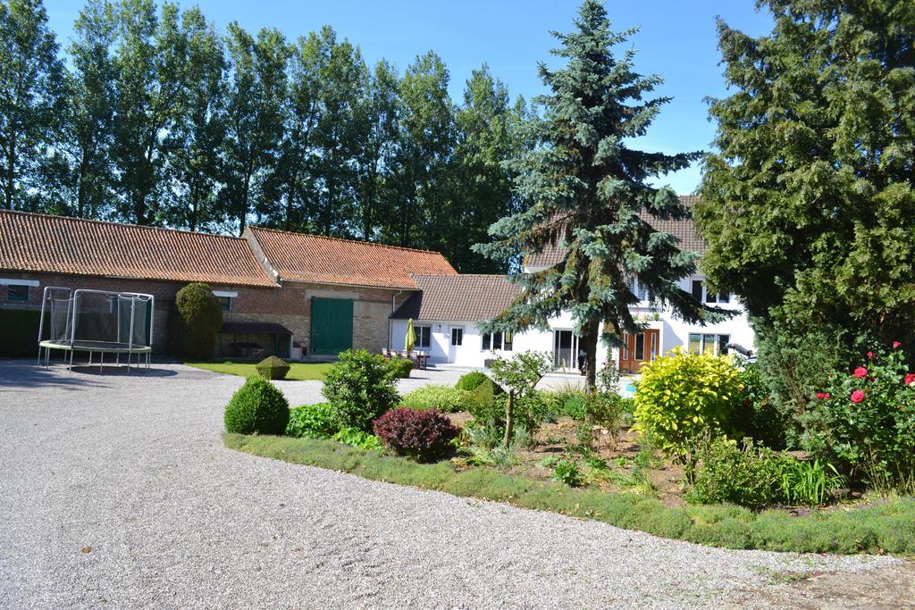Bed and Breakfast Ferme "Les Flaquettes" Guines Екстер'єр фото