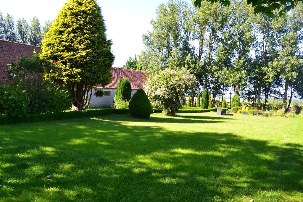 Bed and Breakfast Ferme "Les Flaquettes" Guines Екстер'єр фото